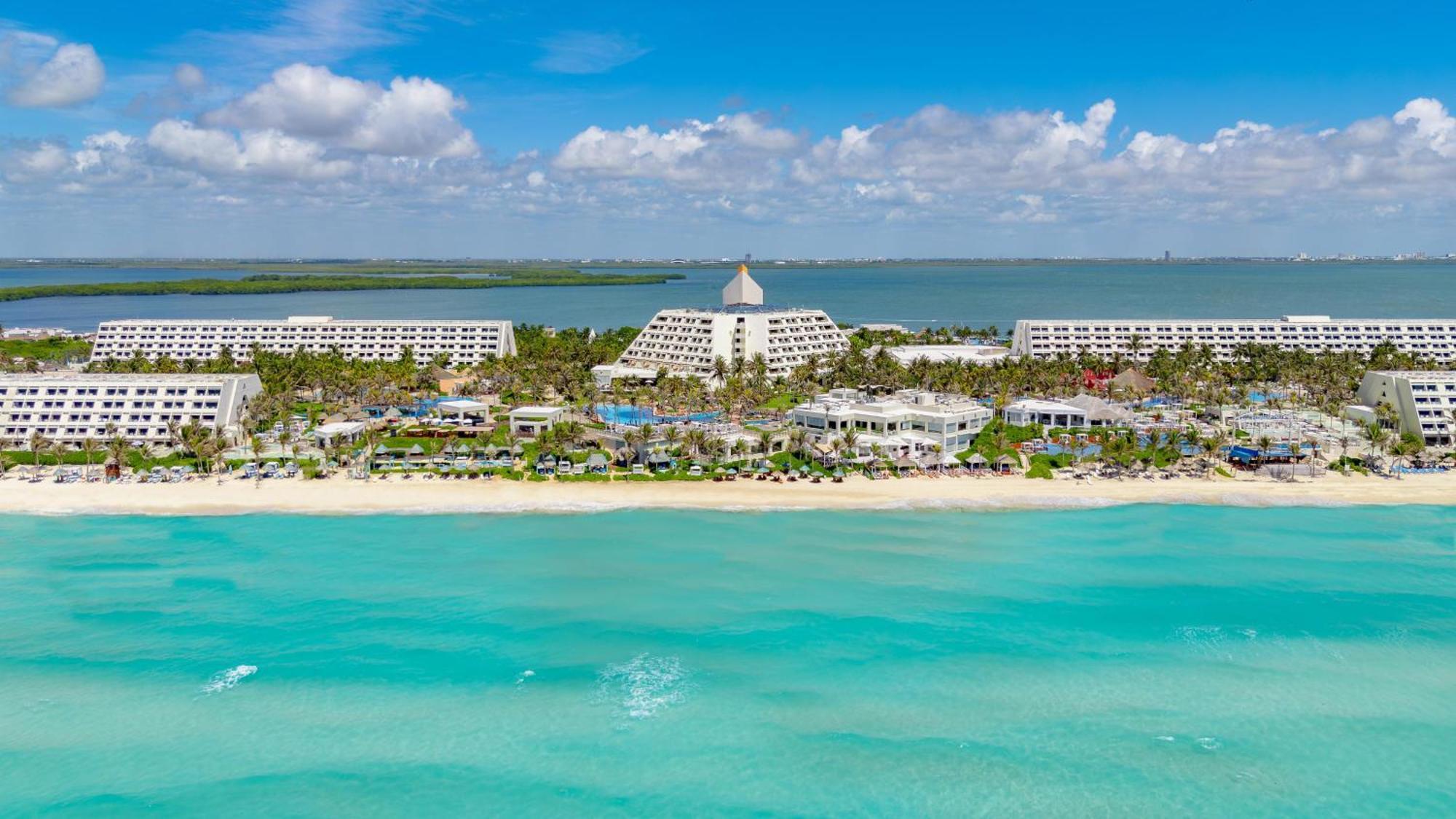 Smart Cancun The Urban Oasis Exterior photo