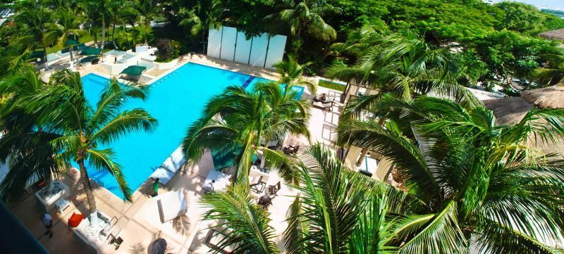 Smart Cancun The Urban Oasis Exterior photo